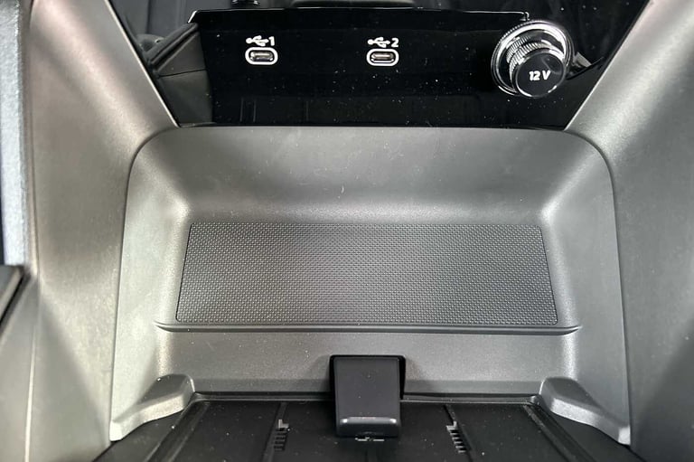 2025 Audi Q6 e-tron 225kW Performance 100kWh Sport 5dr Auto ESTATE ELECTRIC Automatic