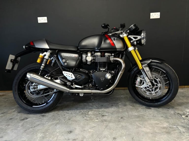 2021 21-PLATE TRIUMPH THRUXTON RS ** JUST 4240 MILES ** FSH ** ONE OWNER **