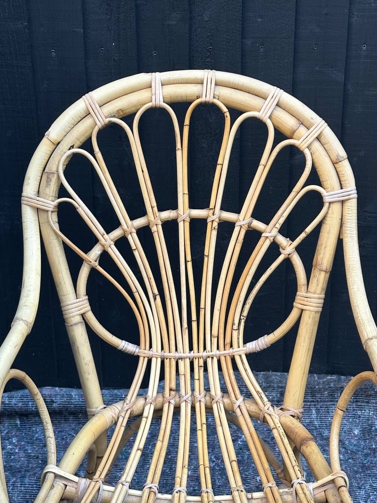 Wicker / cane / rattan style vintage chair - great condition and very comfortable! 