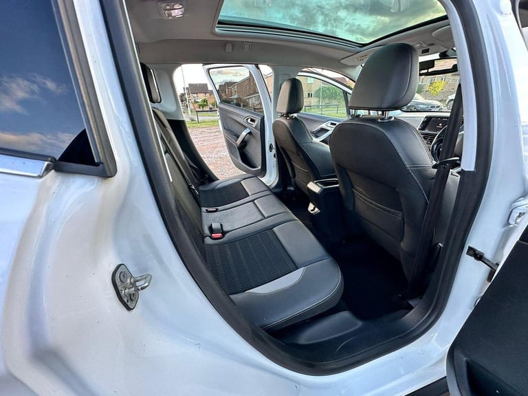 PEUGEOT 2008 1.5 BlueHDi Allure Premium Euro 6 (s/s) 5dr 2018