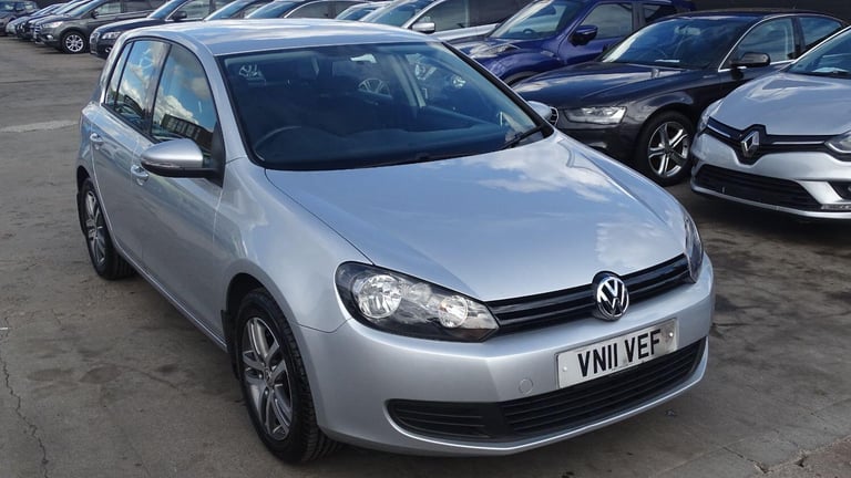 VOLKSWAGEN GOLF 1.4 Twist hatch petrol Silver Manual Petrol 2011
