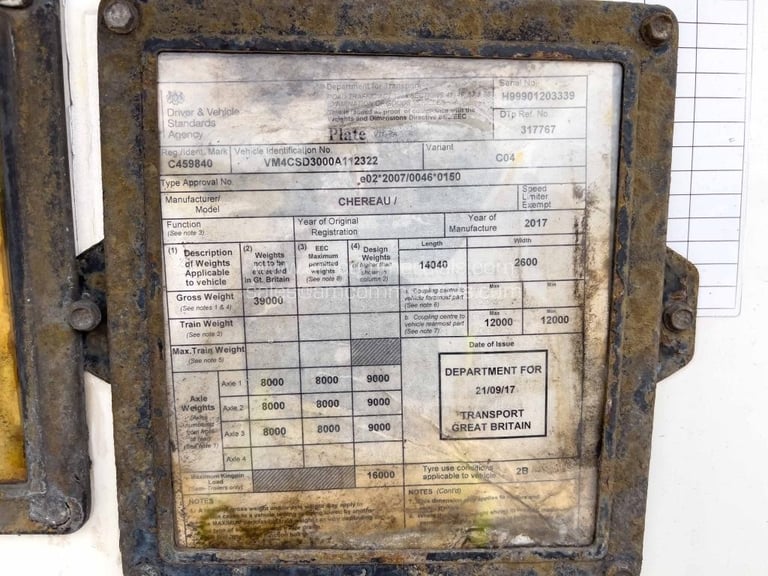 CHEREAU TWIN EVAP TRI AXLE FRIDGE TRAILER 