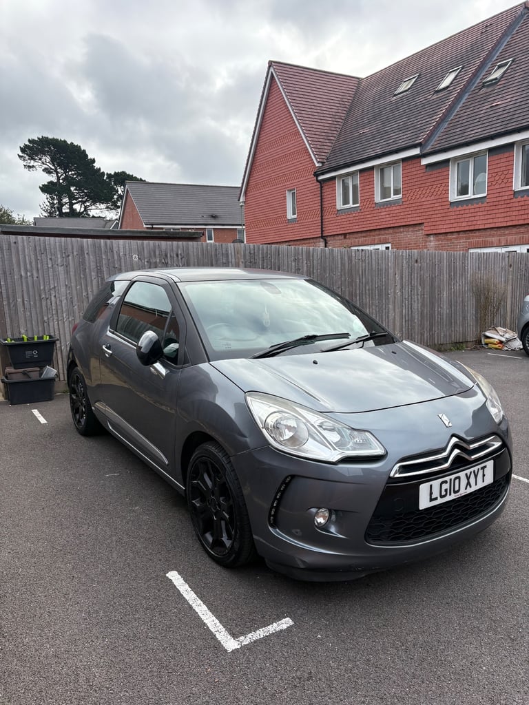Citroen, DS3, Hatchback, 2010, Manual, 1598 (cc), 3 doors