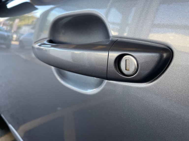 2025 Peugeot 2008 1.2 PureTech 130 Allure 5dr Estate Petrol Manual