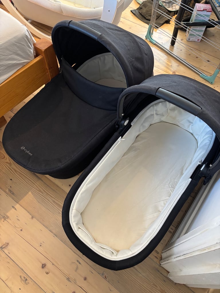 2 x Cybex Bassinets