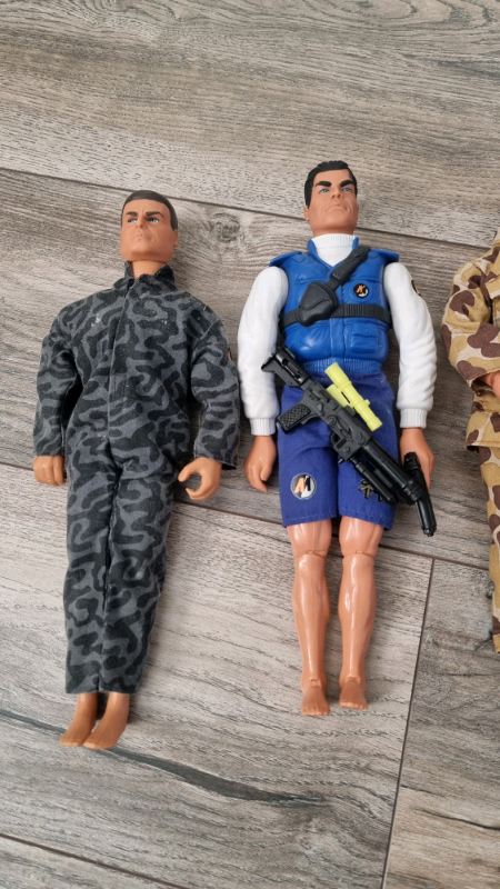 Action Figure Hasbro(5)/Crown Armed Forces (1)