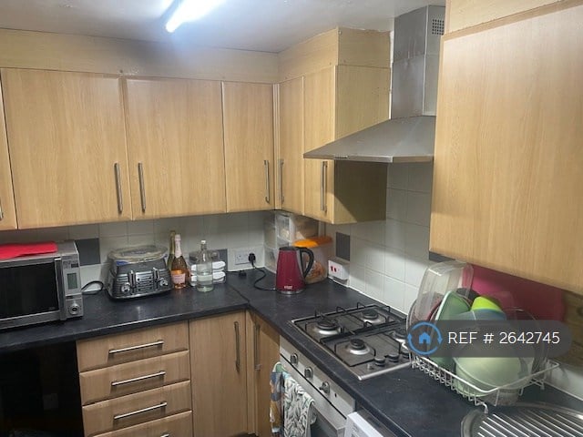 2 bedroom house in Kirkhill Terrace, Tillicoultry, FK13 (2 bed) (#2642745)
