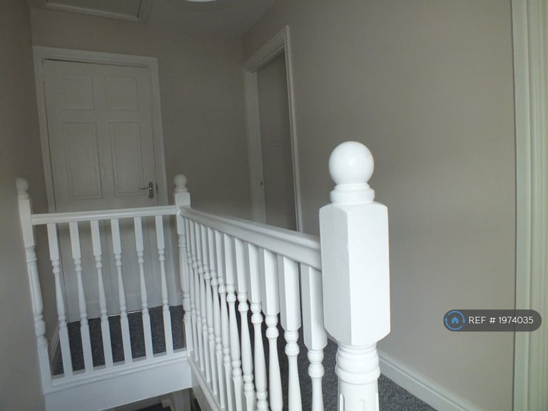 3 bedroom house in Dumfries Street, Treherbert, Treorchy, CF42 (3 bed) (#1974035)