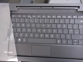 Microsoft 1725 Surface Pro 4 /5 / 6 / 7 Type Cover Keyboard British English 