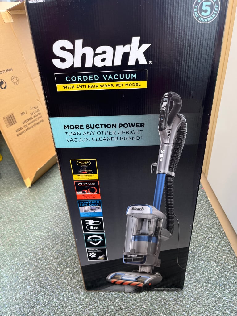Shark vacuum cleaner 