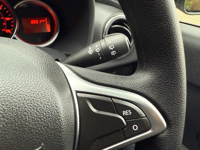 2020 Dacia Sandero 0.9 TCe Comfort Euro 6 (s/s) 5dr HATCHBACK Petrol Manual