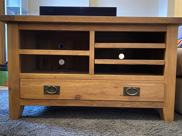 Solid oak Tv stand