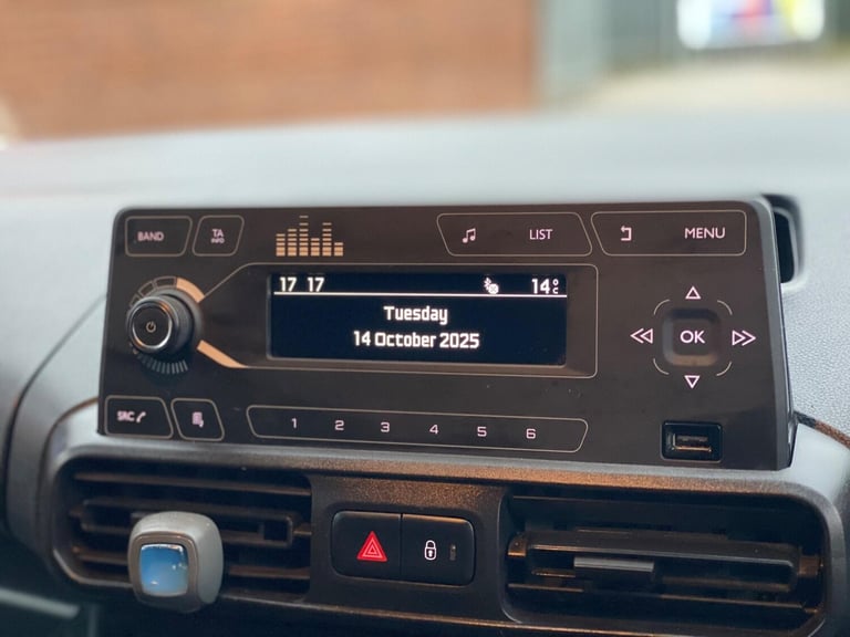 2020 Vauxhall Combo 1.6 Turbo D 2300 Sportive L1 H1 Euro 6 (s/s) 4dr PANEL VAN Diesel Manual