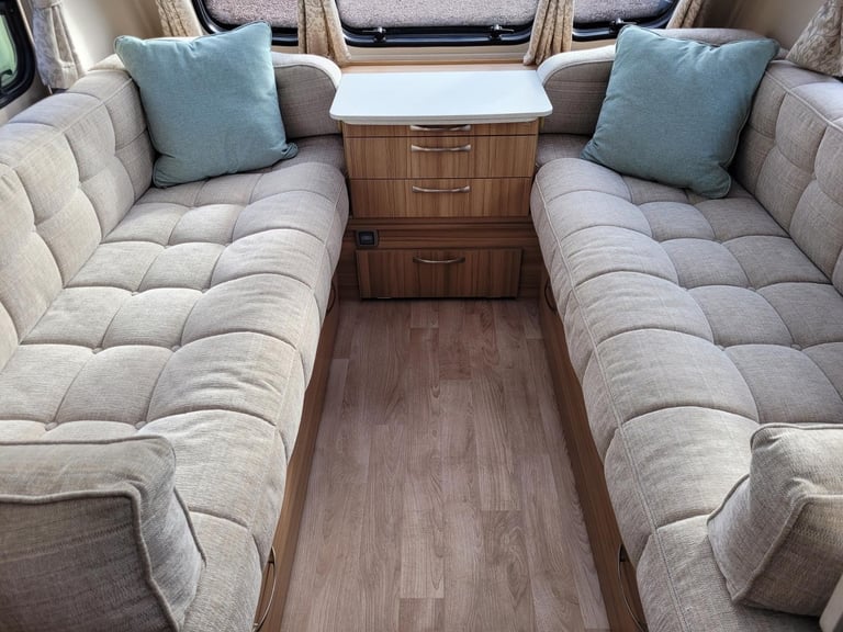 * SALE AGREED * Lunar Clubman CK 2018 Single Axle 2 Berth - Motor Mover