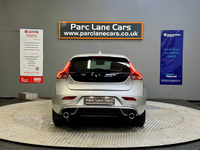 2016 Volvo V40 2.0 D2 R-Design Nav Plus Hatchback 5dr Diesel - 20 POUNDS ROAD