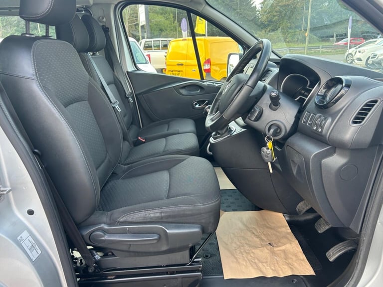 VAUXHALL VIVARO 1.6 CDTi 2900 Crew Cab +Â