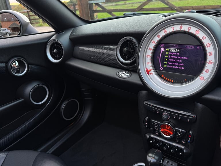 2013 MINI ROADSTER CONVERTIBLE 2.0 COOPER SD AUTOMATIC, 12 MONTHS MOT, STUNNING 