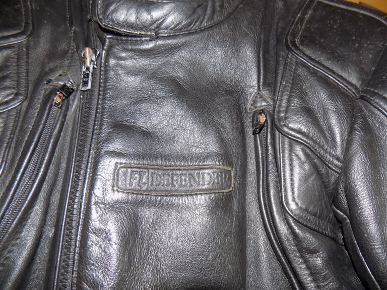LEATHER BIKER JACKET 