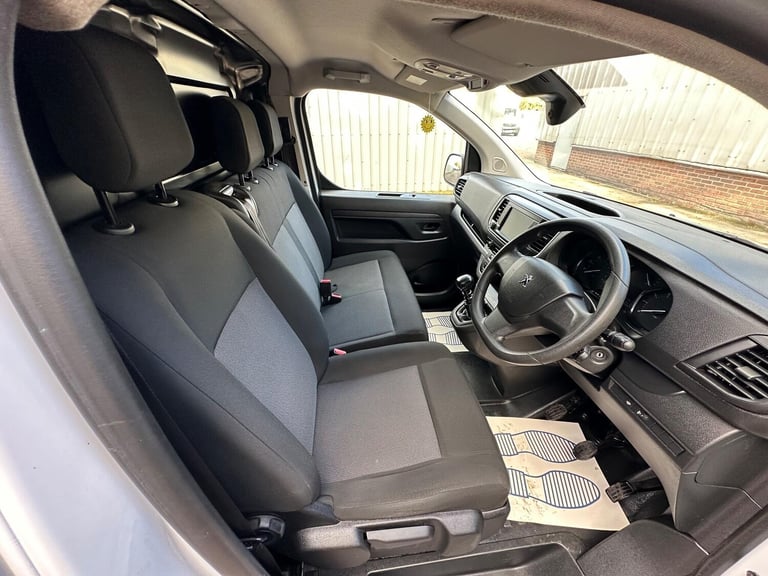 2023 Peugeot Expert 2.0 BlueHDi 1400 Professional Premium + Standard Panel Van MWB Euro 6 6dr PAN...