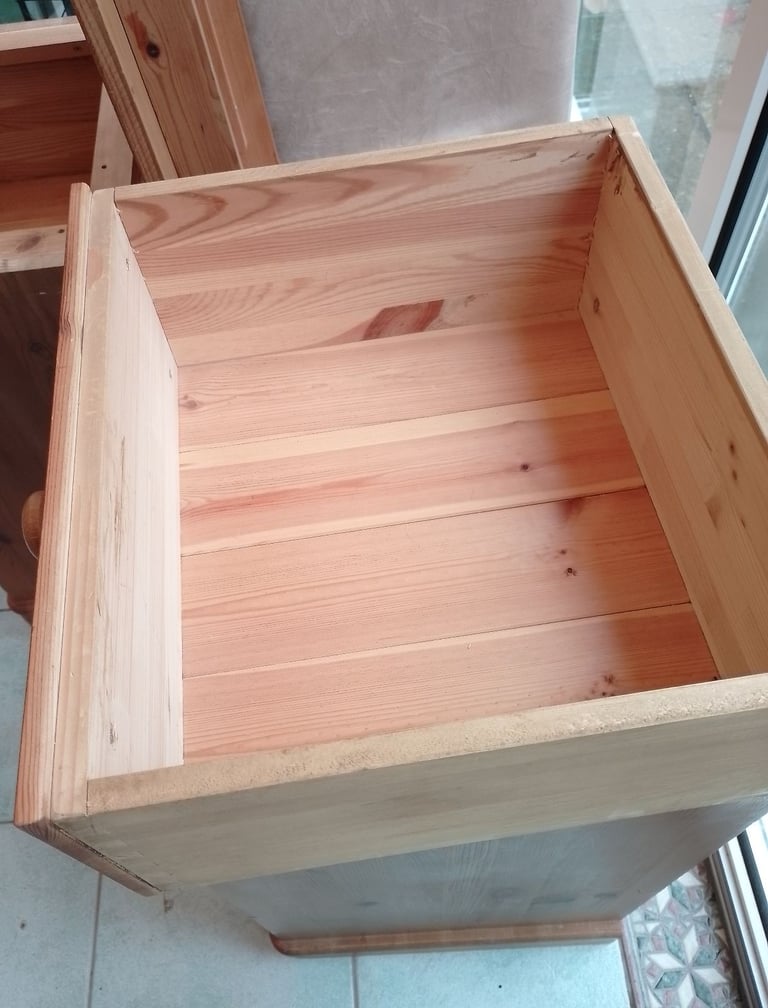 Solid Pine Dressing table with swivel mirror. 