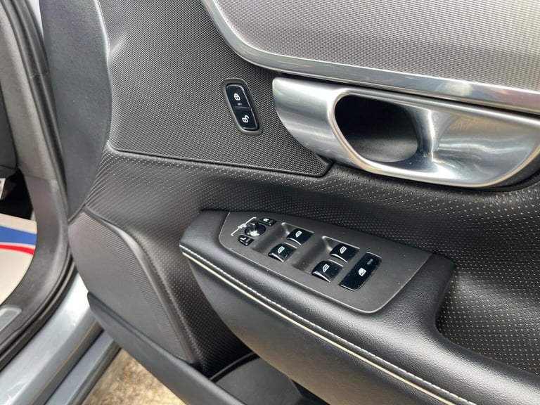 VOLVO S90 2.0 T4 GPF R-Design Auto Euro 6 (s/s) 4dr 2019