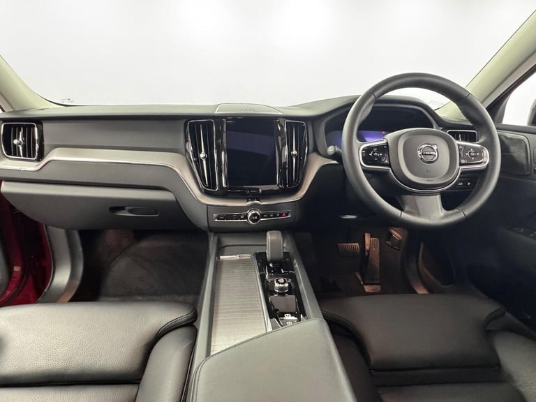 VOLVO XC60 2.0h T6 Recharge 18.8kWh Plus Auto AWD Euro 6 (s/s) 5dr 2024