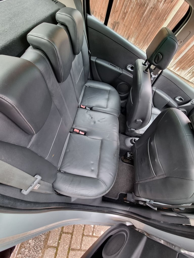 Renault, CLIO, Hatchback, 2010, Other, 1598 (cc), 5 doors