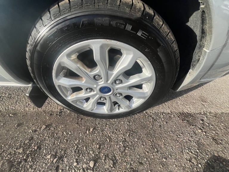 2022 Ford Tourneo Custom 2.0 EcoBlue 130ps L/R 8 Seater Titanium Auto MPV DIESEL Automatic