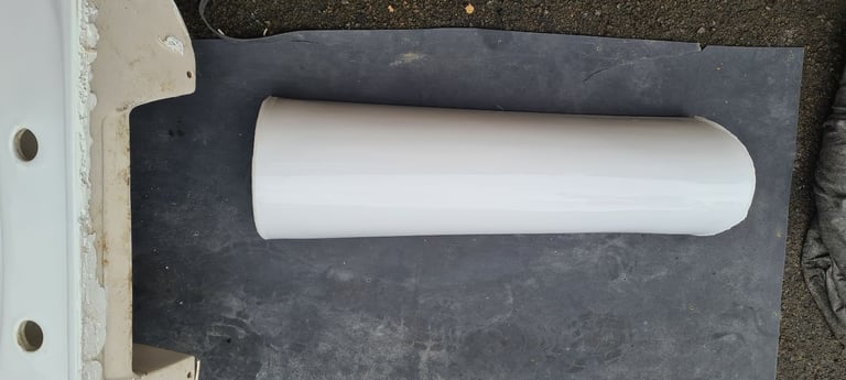 Bathroom basin and pedestal