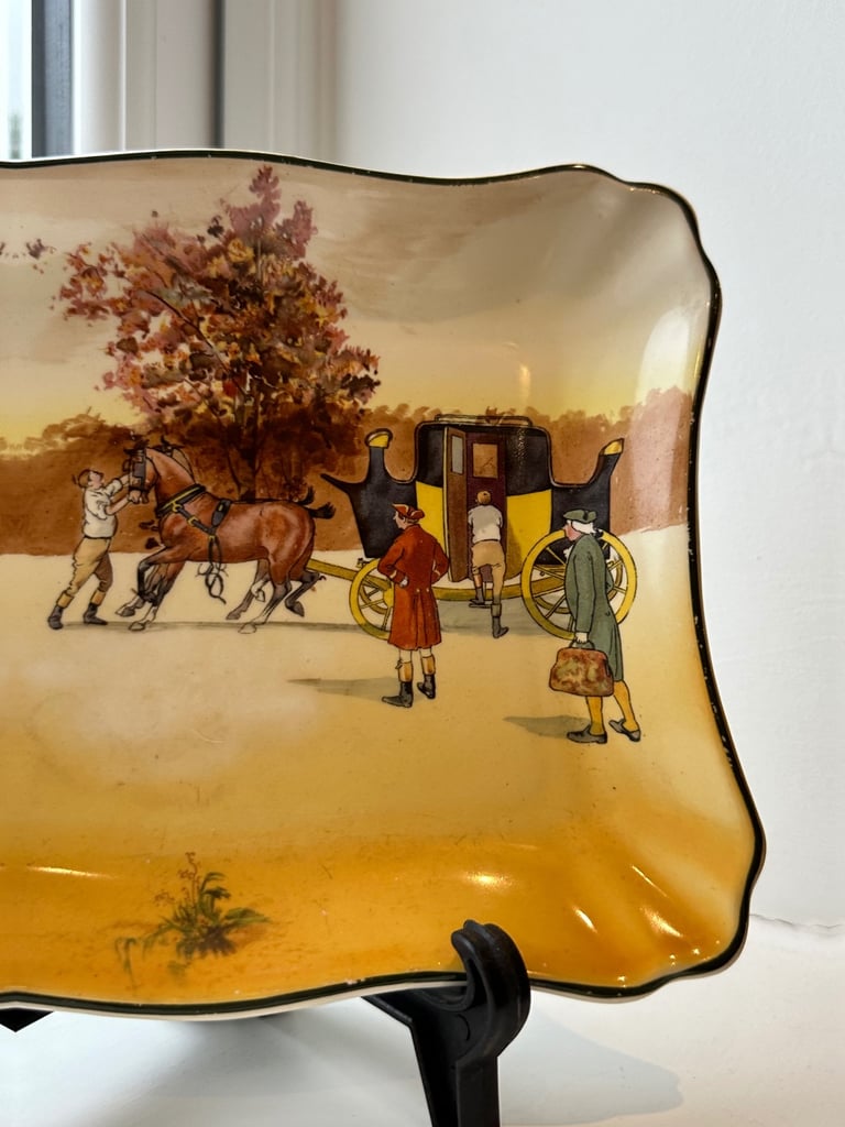 Rare Royal Doulton vintage Antique Dish Plate Coaching Days 1923 Made In England