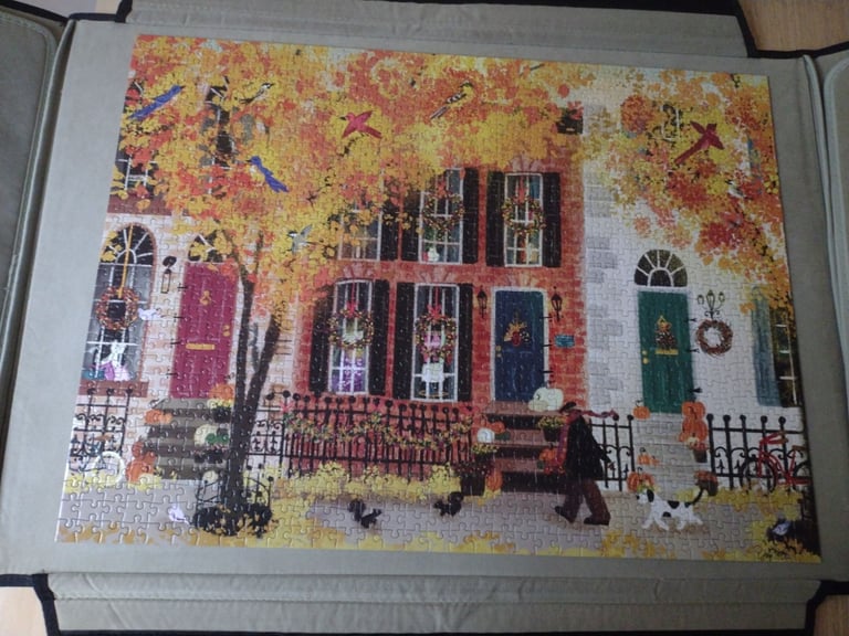 1000 piece jigsaw puzzle - Autumn In The Neighborhood
