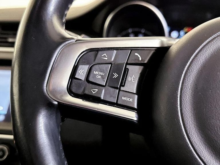 2018 Jaguar E-Pace 2.0 D150 R-Dynamic S Euro 6 (s/s) 5dr Manual SUV Diesel Manual