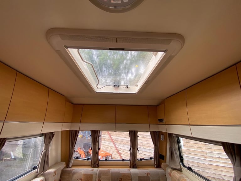 BAILEY PEGASUS 514 - 2010 - 4 BERTH - END WASHROOM - MOVER - BARGAIN 