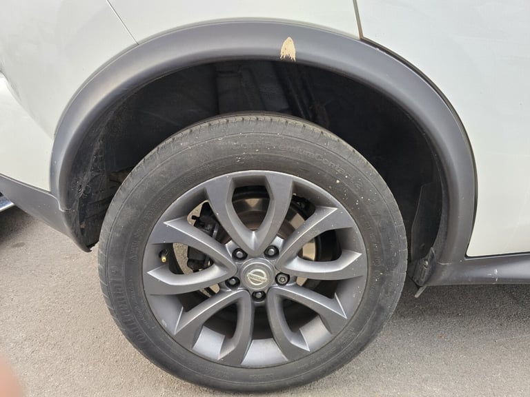 2013 Nissan Juke 1.6 Tekna 5dr CVT HATCHBACK Petrol Automatic
