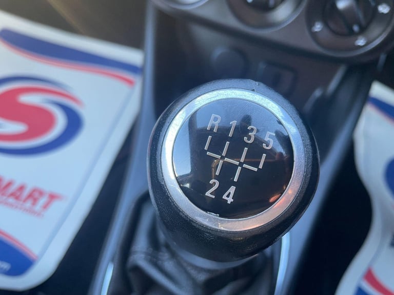 2019 Vauxhall Corsa 1.4i ecoTEC SRi VX Line Nav Black Euro 6 3dr HATCHBACK Petrol Manual