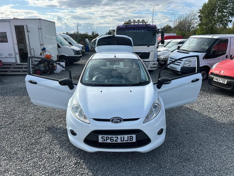 Ford Fiesta Van QUICK SALE