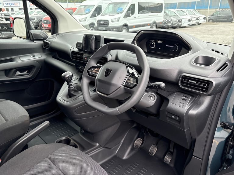 2025 Peugeot Partner 1.5 BlueHDi 100 Professional Van Van Diesel Manual
