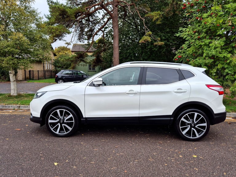 NISSAN QASHQAI TAX £20/YEAR FRESH MOT