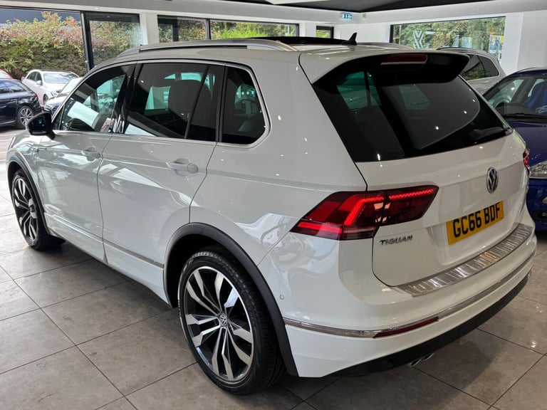  Volkswagen Tiguan 2.0 TDI BlueMotion Tech R-Line SUV 5dr Diesel DSG 4Motion Euro 6 (s/s) (150 Di...