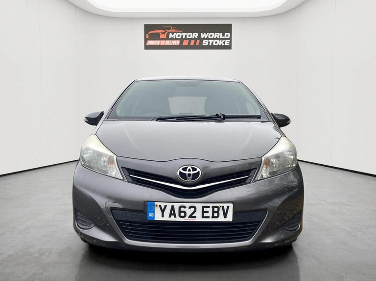 TOYOTA YARIS 1.0 VVT-i TR Euro 5 3dr 2013