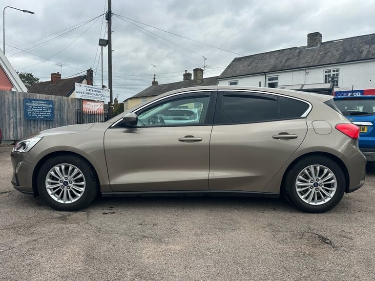 2019 Ford Focus 1.0T ECOBOOST TITANIUM 5dr EURO 6 (s/s) (125 ps) WITH SERVICE HISTORY  Hatchback ...