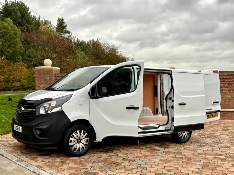 2019 Vauxhall Vivaro / Renault Trafic / Nissan Primastar Swb Van ***Excellent Condition*** PANEL ...