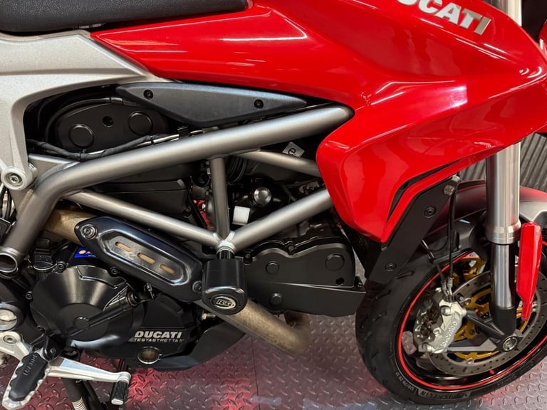 2015 Ducati Hyperstrada 821 821 Euro 3