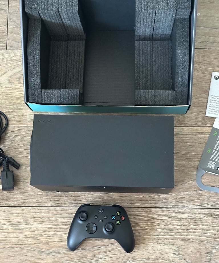XBox Series X - 1TB 4K - Good Condition - Boxed
