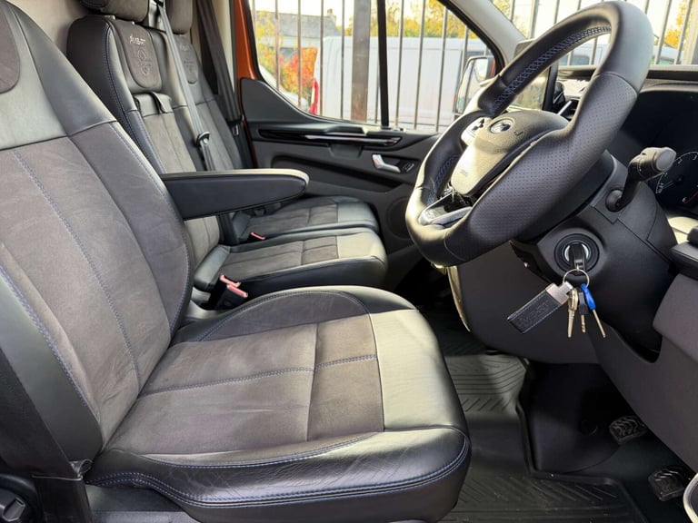 2023 Ford Transit Custom 2.0 EcoBlue 170ps Low Roof Limited Van PANEL VAN DIESEL Manual