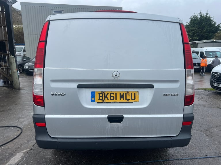 2011 Mercedes-Benz Vito 113CDI BlueEFFICIENCY Window Van PANEL VAN Diesel Manual