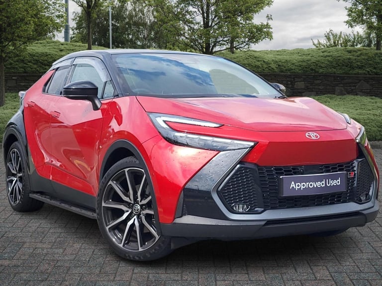 image for 2025 Toyota C-HR 2.0 PHEV GR Sport 5dr CVT SUV Hybrid Automatic