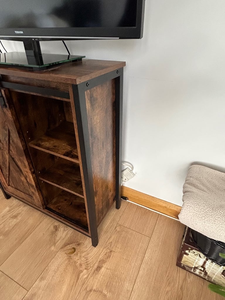 Bookcase / Tv stand with sliding barn door - excellent condition