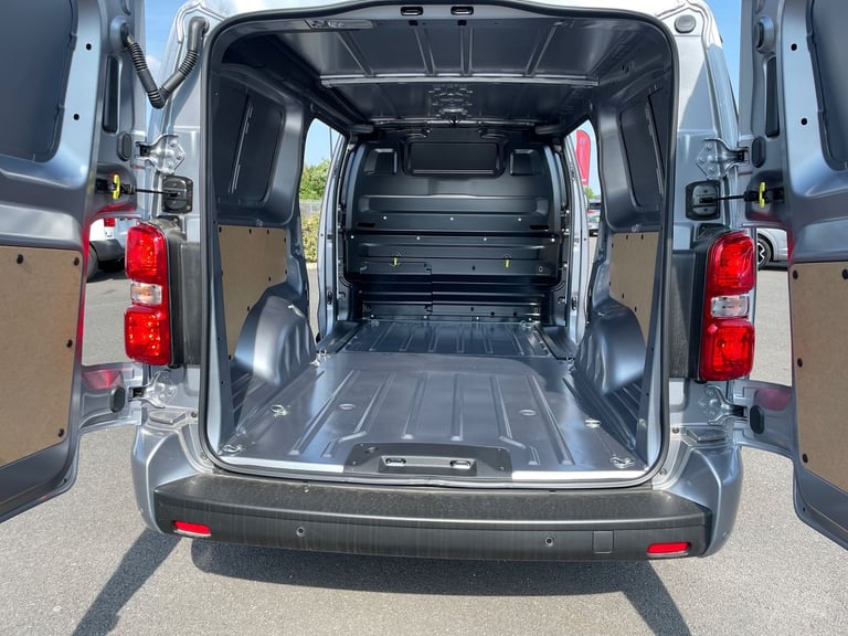  Vauxhall Vivaro Panel 2.0 Turbo D Pro Xl Panel Van 6dr Diesel Manual Lwb Euro