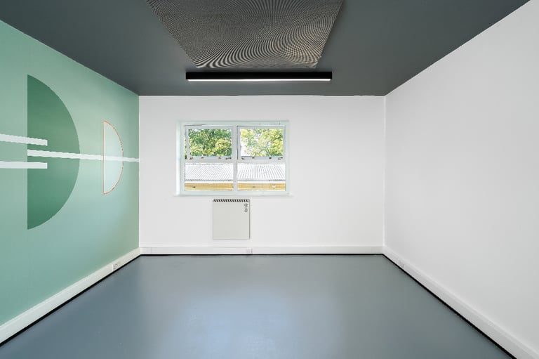 Luton - LU2 8DL, Studio in Luton, Great Marlings